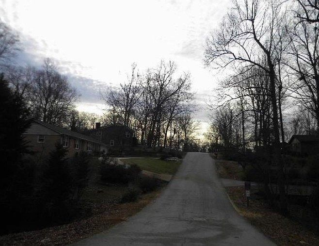2nd image of 105 Forest Hills Dr