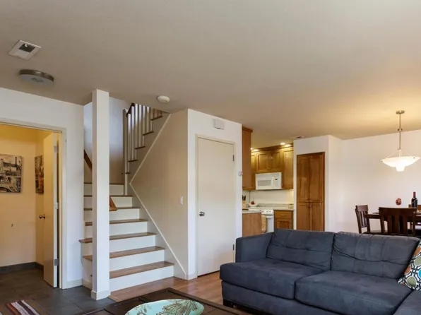 152 Torrey Pine Ter, Santa Cruz, CA 95060