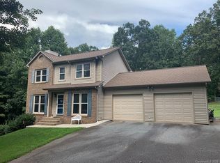 5174 Lee Cline Rd, Conover, NC 28613