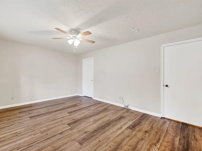 18111 Shireoak Dr — Photo 37
