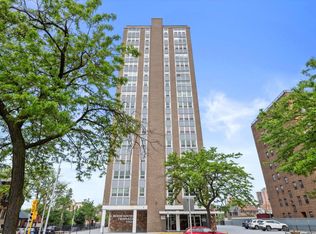 Edgewater Terrace, Milwaukee, WI 53202