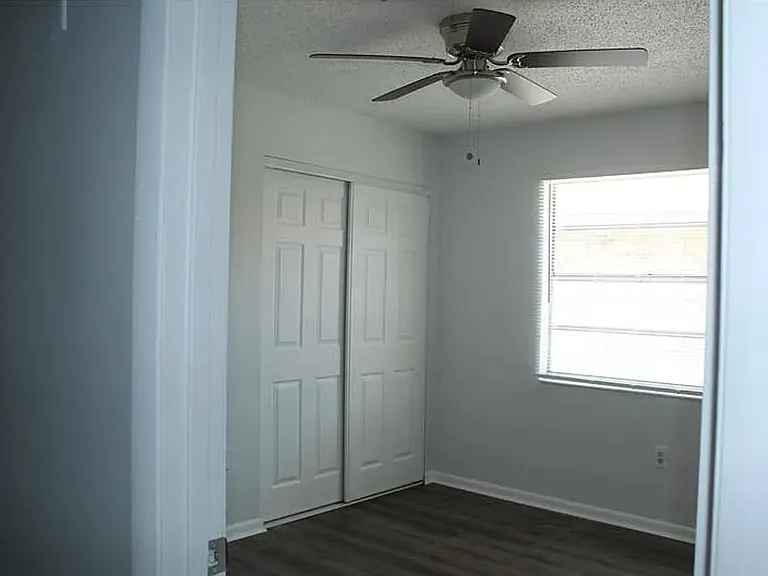 1132 Gilmore Ave #1132 — Photo 8