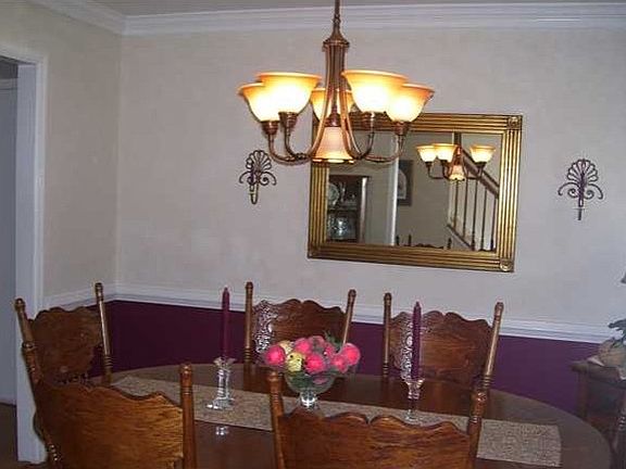 2nd image of 10700 Argonne Dr