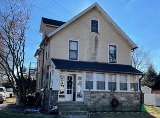 350 7th Ave APT 3, Swarthmore, PA 19081