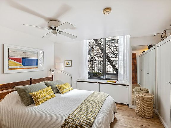 5th image of 7 E 13th St #2E