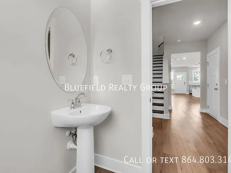 271 Dalmatian Dr — Photo 11