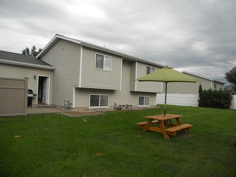 1st image of 2227 Westfield Ct
