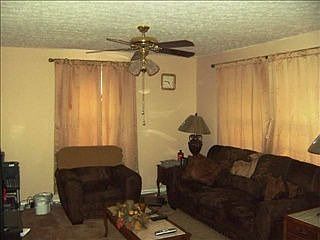 3rd image of 1208 Westmeade Dr