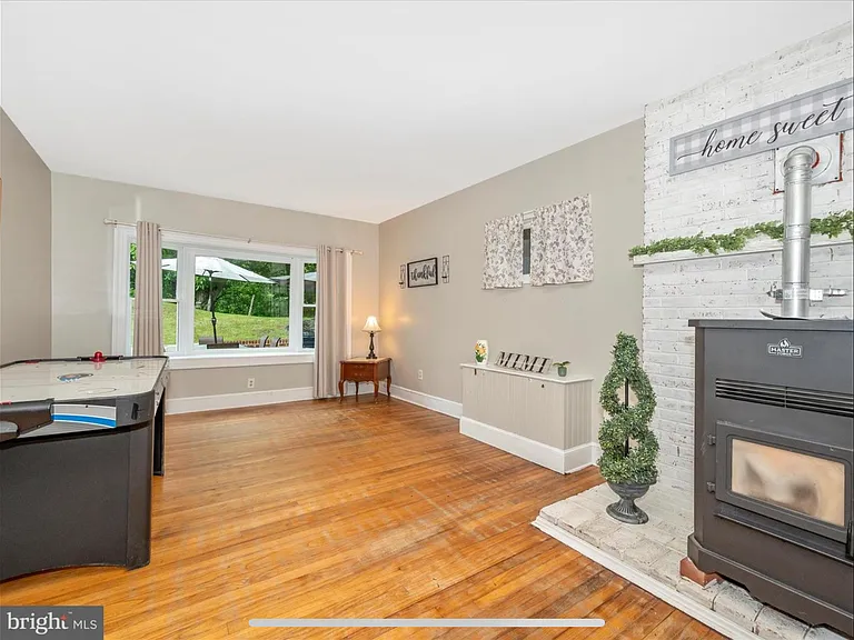16960 Taylors Landing Rd — Photo 15