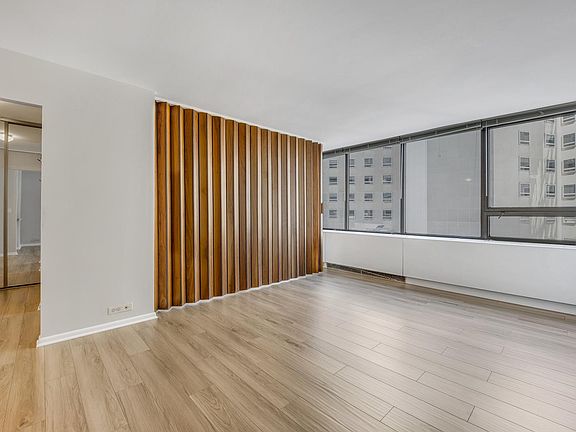 4th image of 2802 N Lake Shore Dr #709