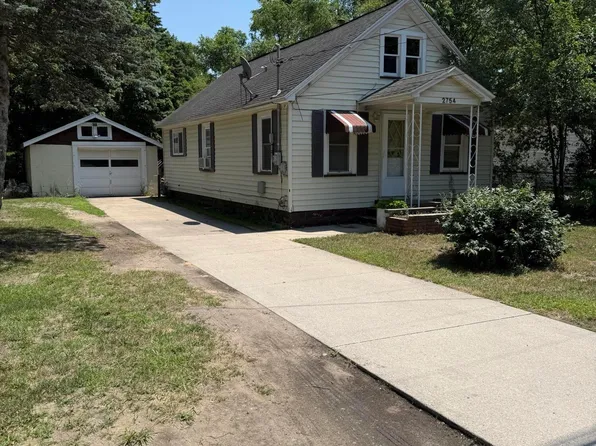 2754 Huizenga St, Muskegon, MI 49444