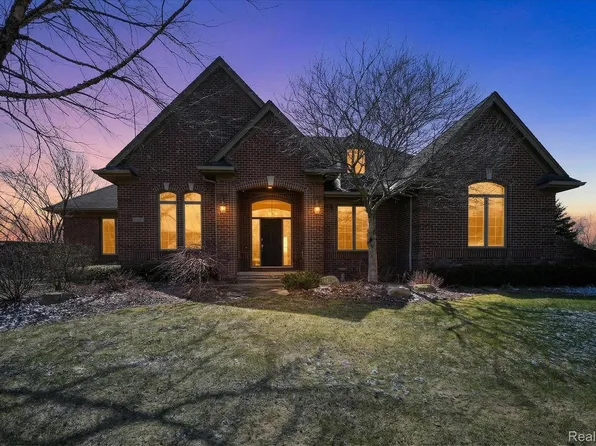 2591 Overbrook, Highland, MI 48357