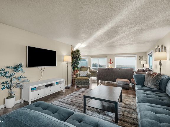 5th image of 26580 Beach Dr