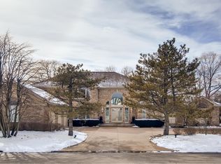 2130 Hybernia Dr, Highland Park, IL