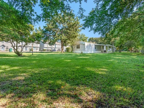 1328 Greendale Ave, Fort Walton Beach, FL 32547