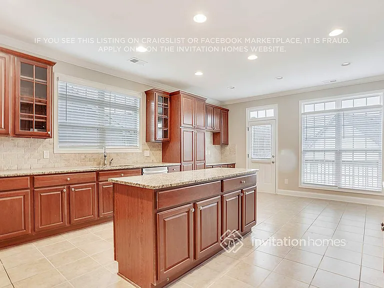 101 Dublin Way — Photo 9