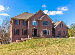 7118 Coachwood Dr, Georgetown, IN 47122