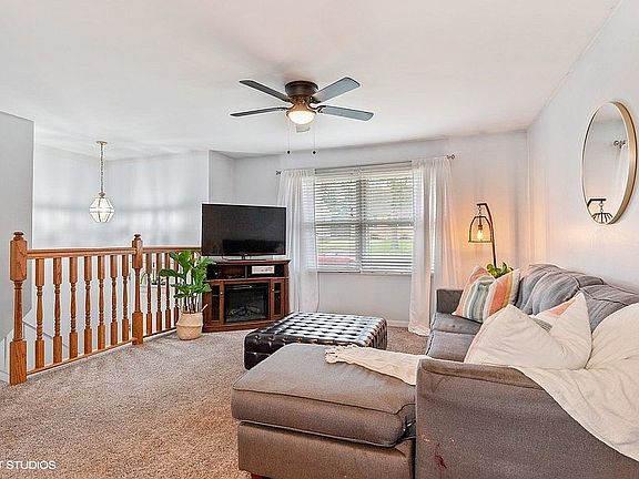 5th image of 345 Woodland Dr