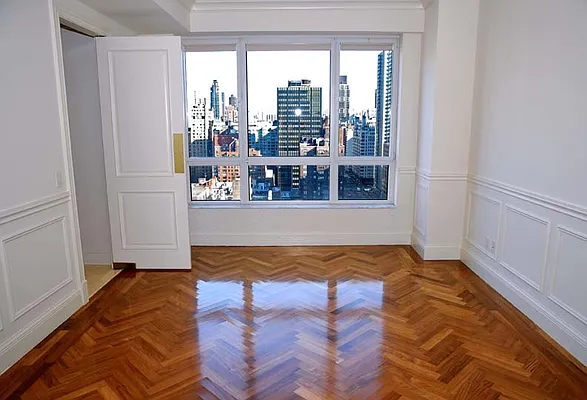 Rented by Beekman Regent Leasing  | media 10