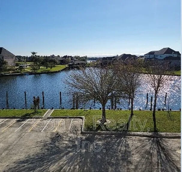 4504 Pontchartrain Dr #2-B — Photo 9