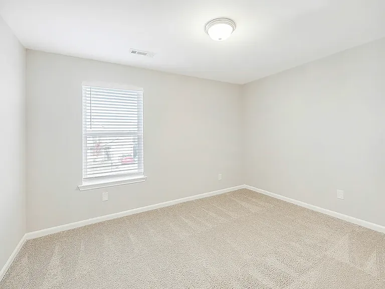 209 Kirkside Dr — Photo 14