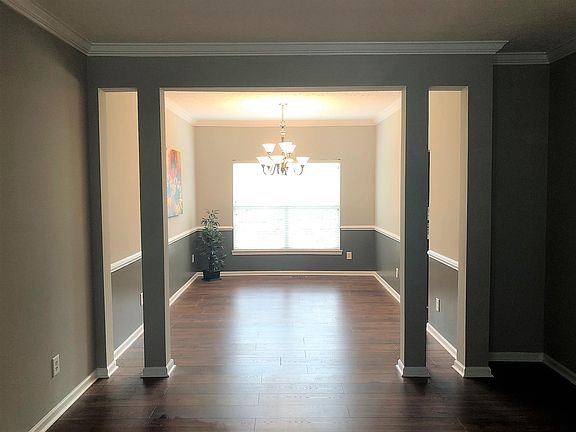 4th image of 8483 Beautiful Valley Dr