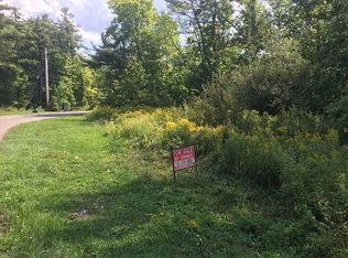 6286 Old Lakeshore Rd #12, Hamburg, NY 14075