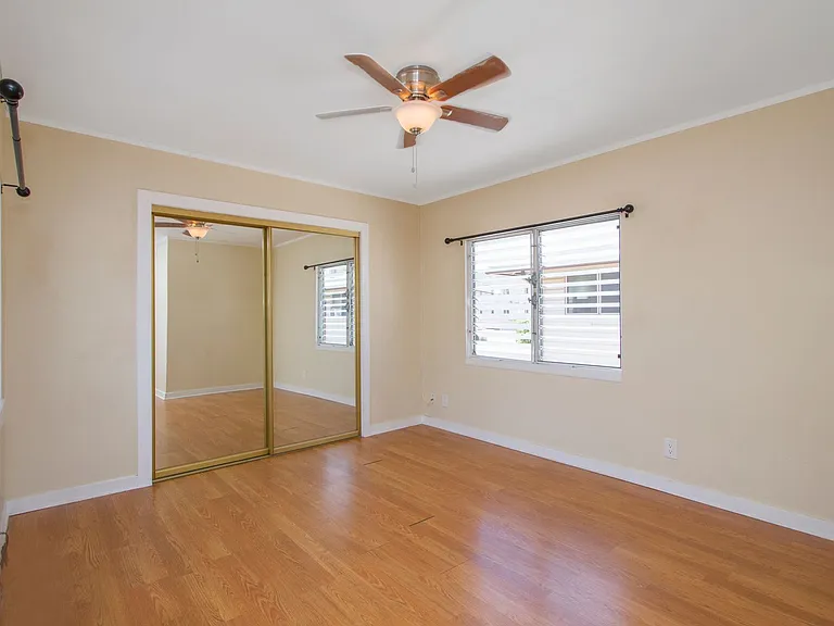617 Hausten St — Photo 5