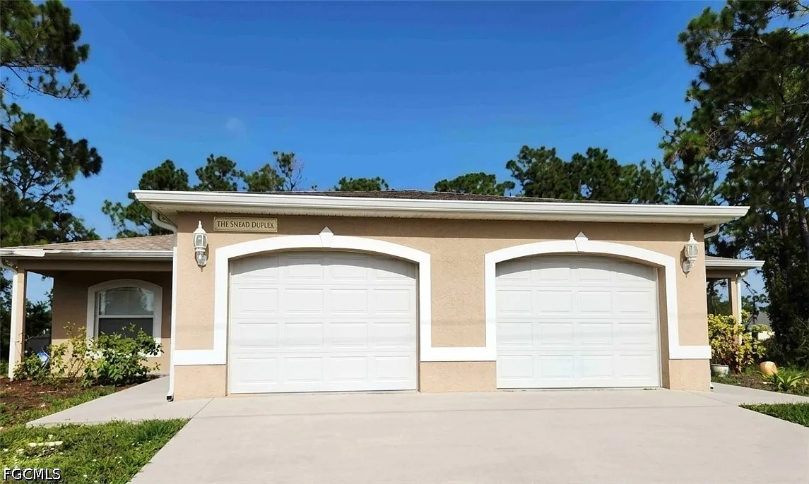 3 bed, 2.0 bath, 1200 sqft, $1,600 — Photo 1