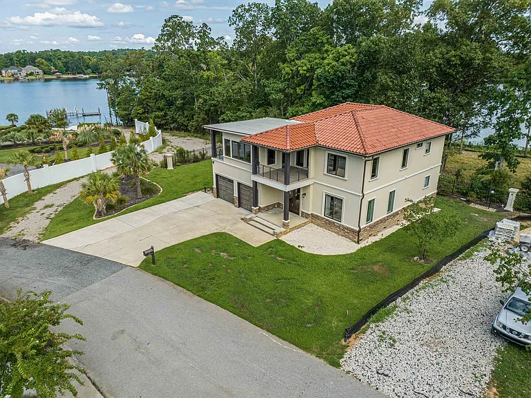 132 Laguna Vista Dr — Photo 43