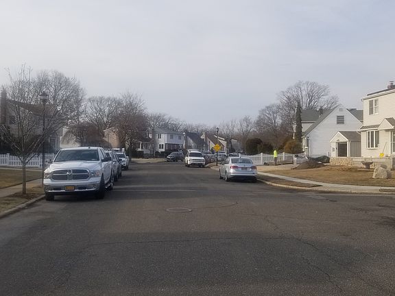 Exterior Neighborhood (street photo)