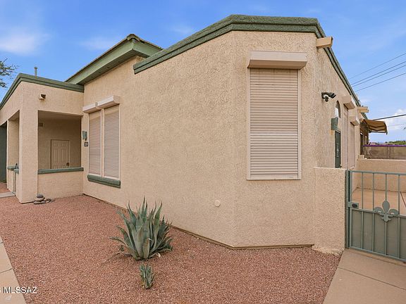4th image of 2359 W Via Di Silvio