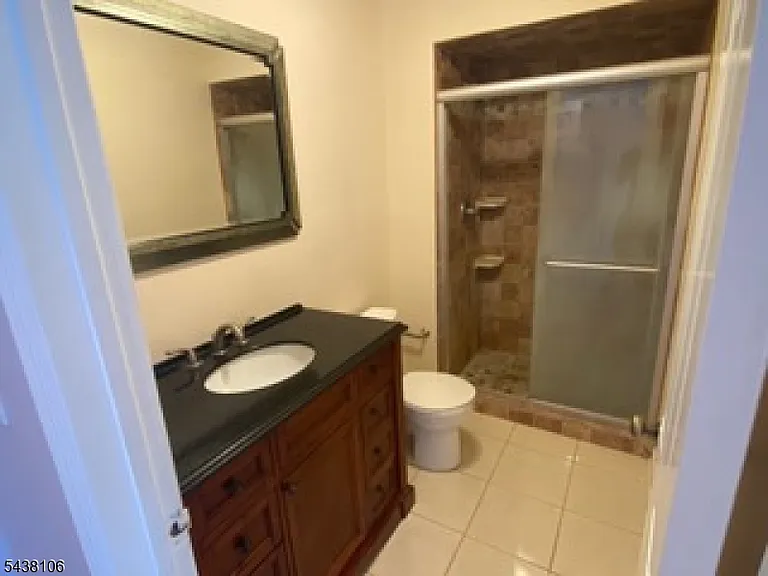 8 Stockton Ct — Photo 14