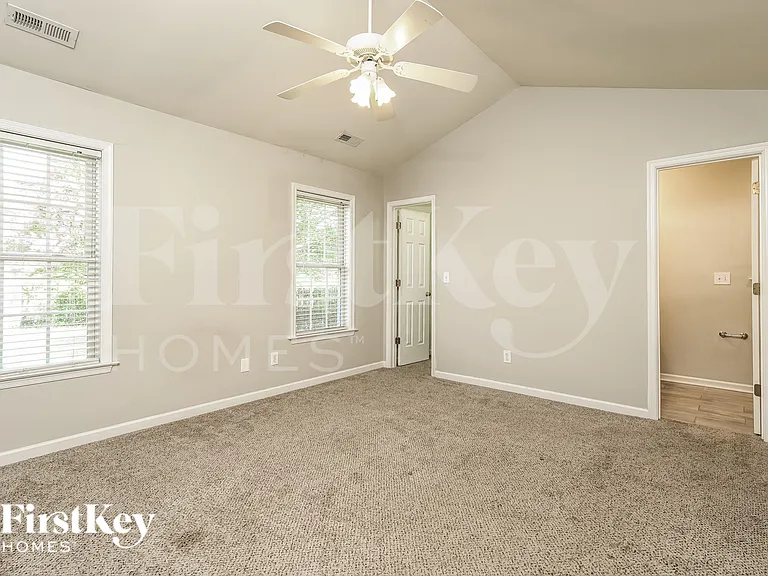 6107 Black Willow Dr — Photo 10