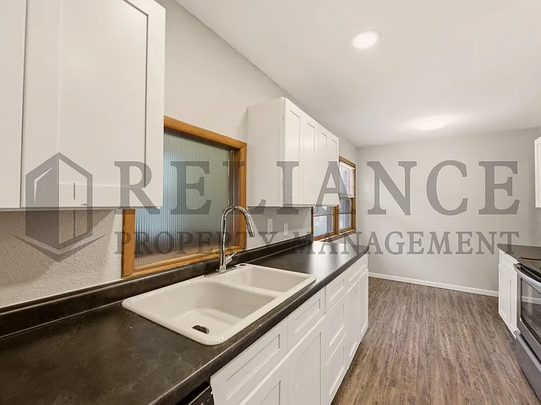 841 N Country Acres Ave — Photo 14