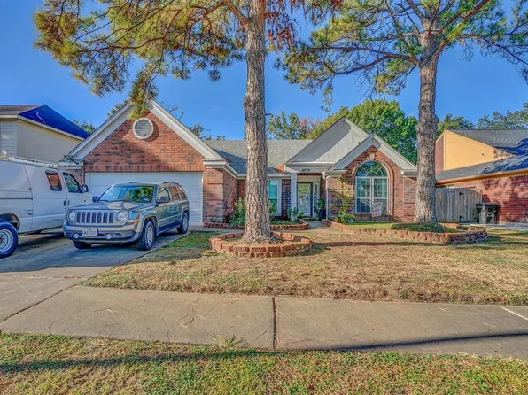 18079 Holly Forest Dr, Houston, TX 77084