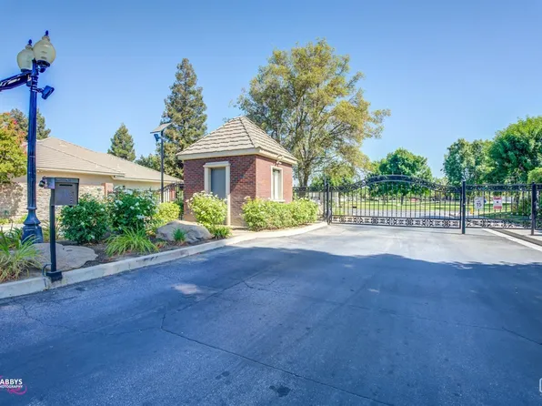 6740 Iron Oak Dr, Bakersfield, CA 93312