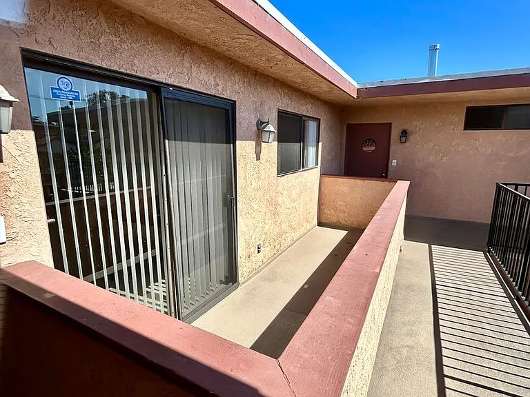 1407 Alabama St — Photo 16