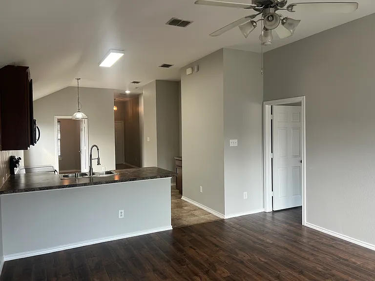 1320 Alder Tree Ln — Photo 6