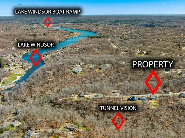 33 Buckland Ln, Bella Vista, AR 72715