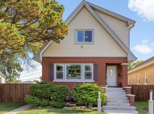 151 22nd Ave, Bellwood, IL 60104