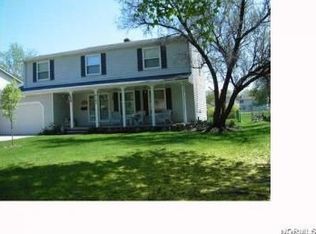 4103 Fielding Dr, North Olmsted, OH