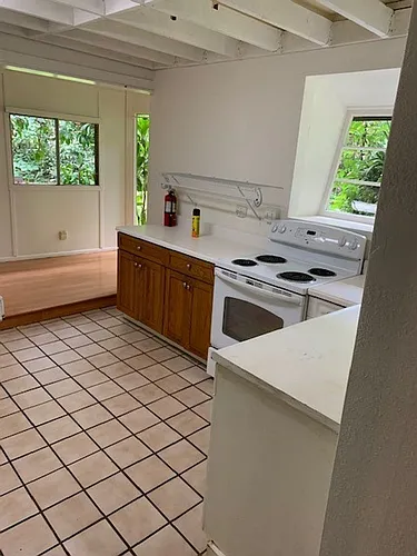 3419 E Manoa Rd Photo 1