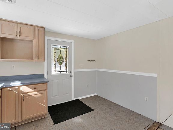 5th image of 1150 Calvert Beach Rd