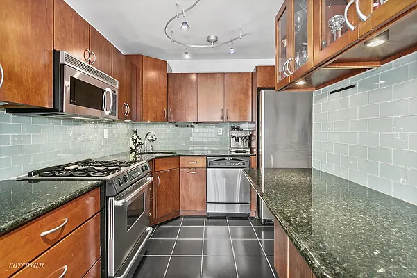 Sold by Corcoran | media 4