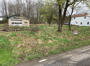 53 6th Ave, Greenville, PA 16125