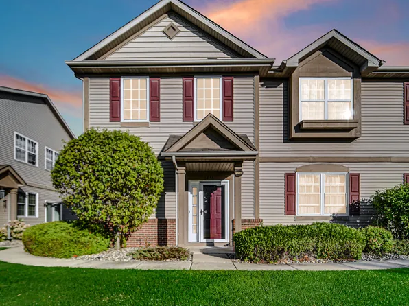 1244 Primrose Ln, Schererville, IN 46375