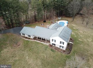 38868 Ridge Ct, Hamilton, VA 20158