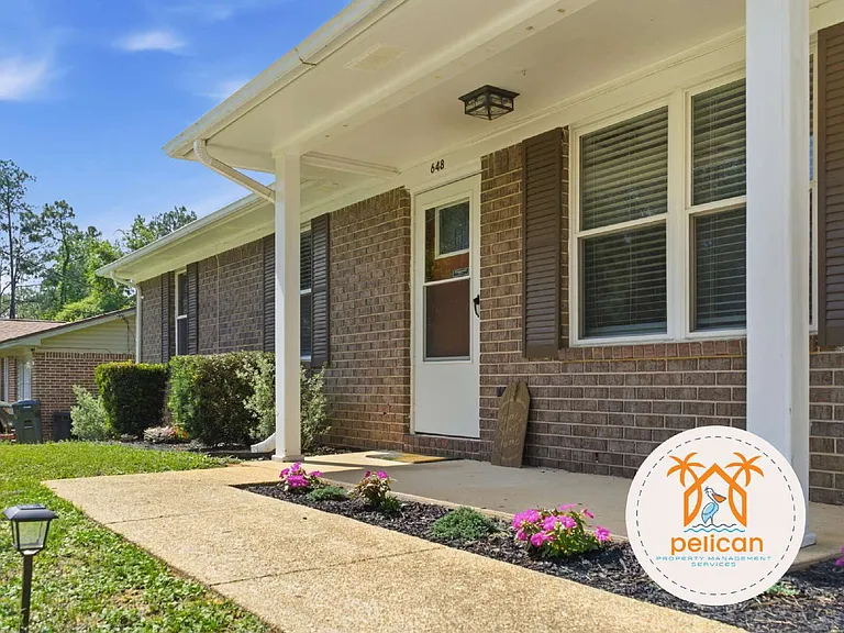 648 Deedra Ave — Photo 4