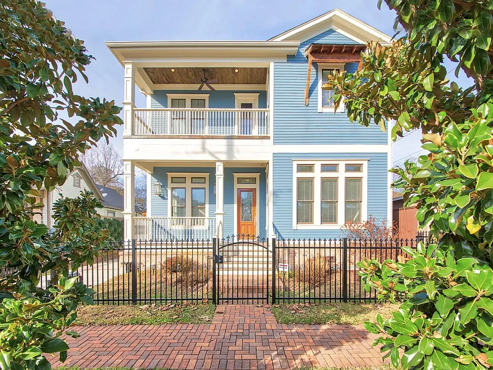 2006 Lubbock St